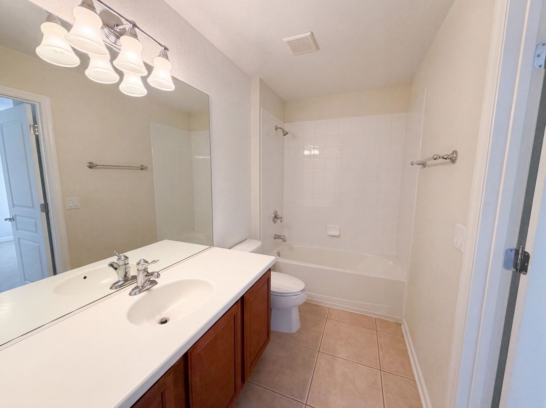 Photo 25 of 36 of 13228 Roskin Ln, Windermere, FL