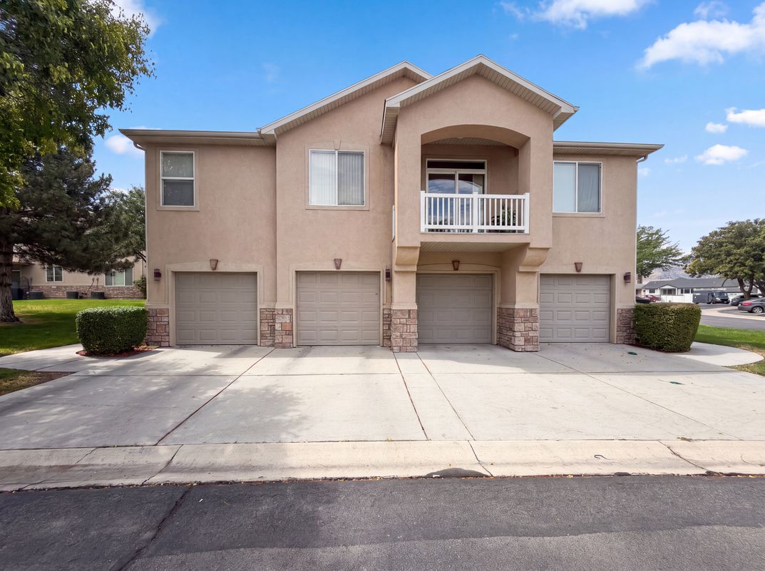 Photo 18 of 20 of 6943 W Bamburgh Way, West Valley City, UT