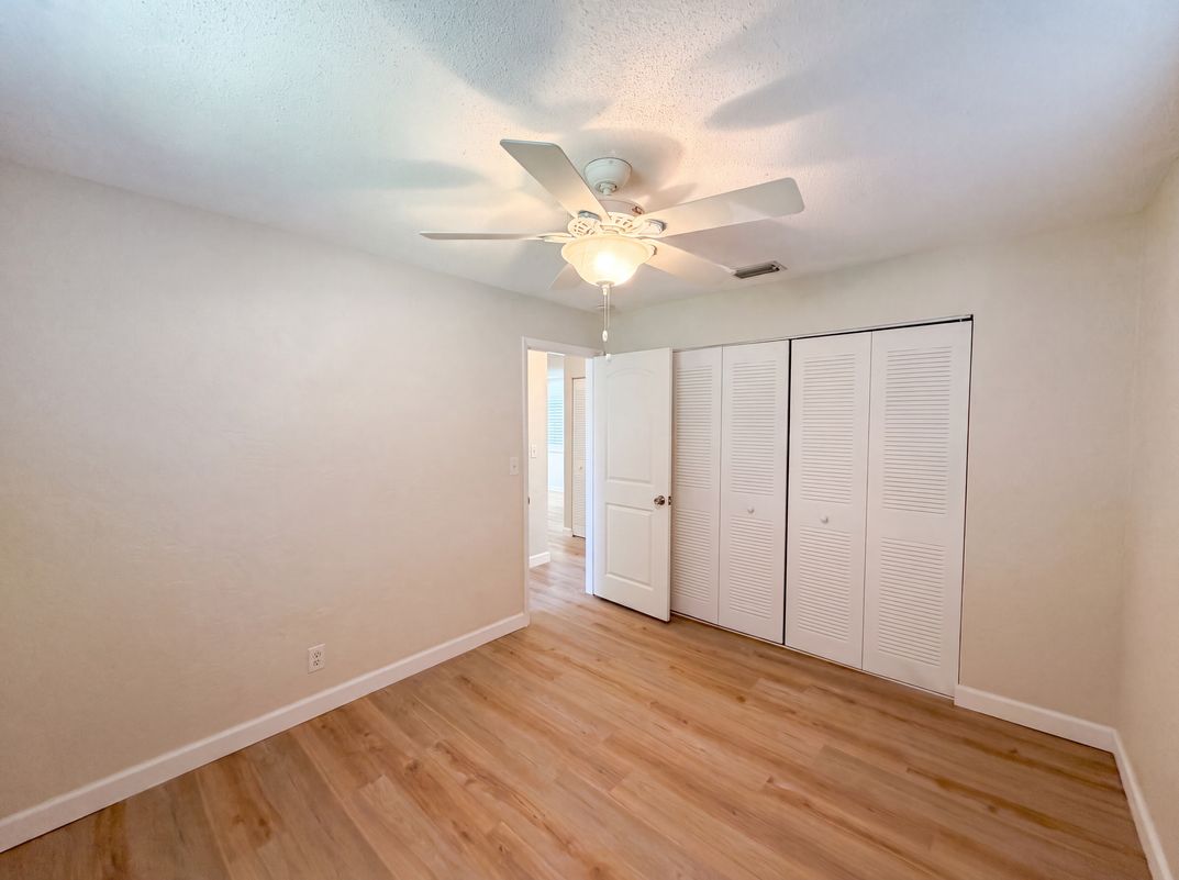 Photo 14 of 21 of 624 Sherman Rd, South Daytona, FL