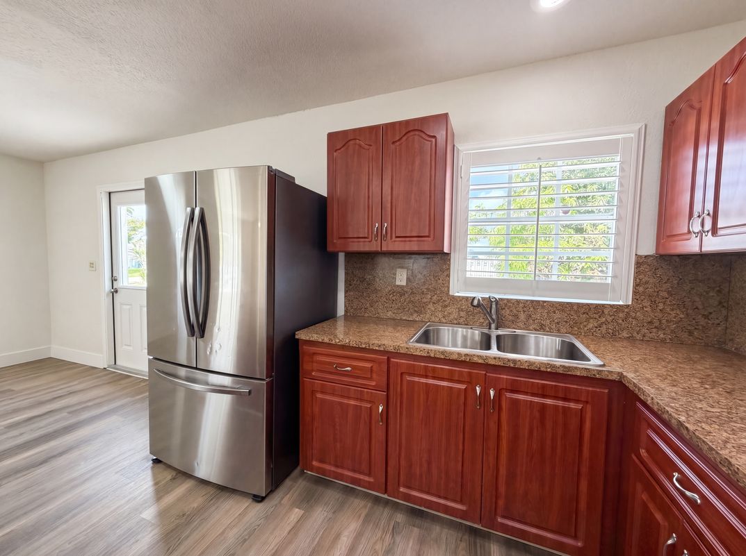 Photo 12 of 20 of 4403 NW 202nd St, Miami Gardens, FL