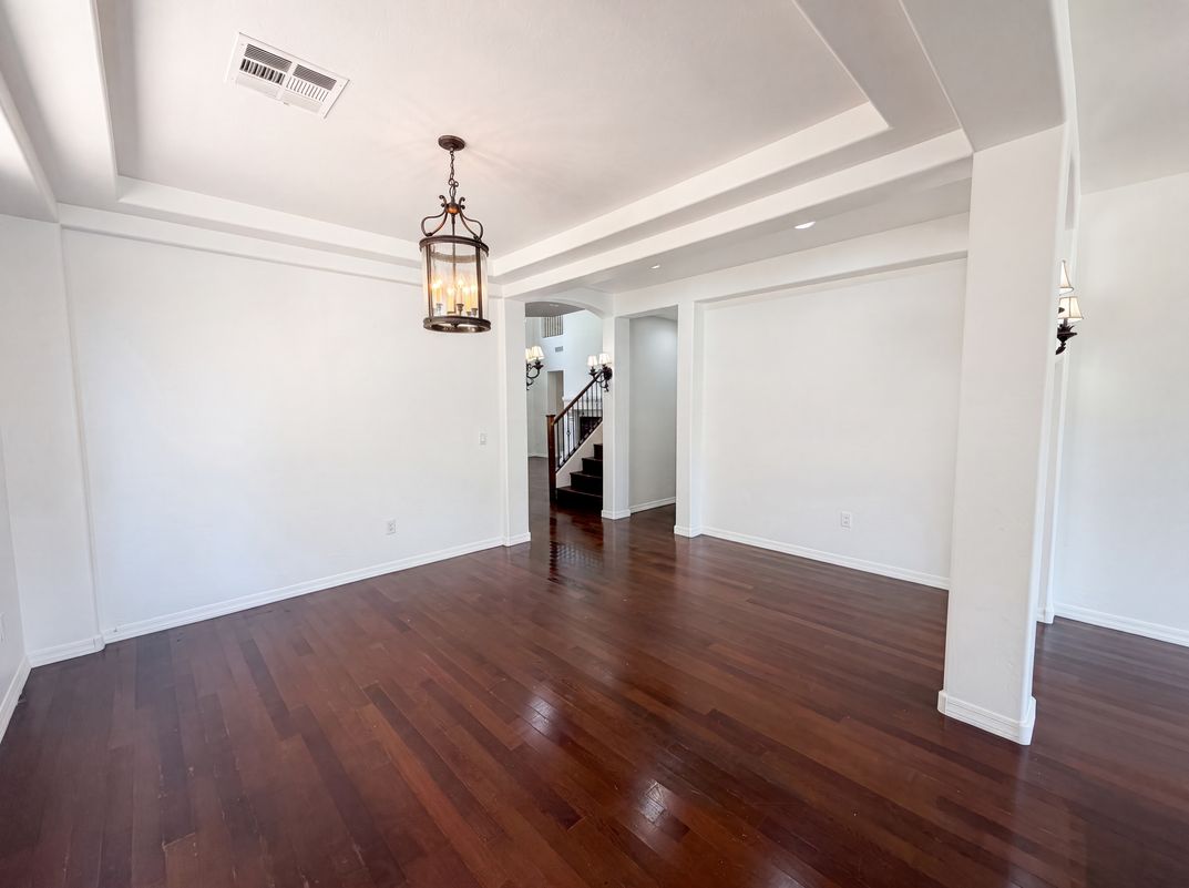 Photo 10 of 46 of 4118 W Saint Anne Ave, Phoenix, AZ