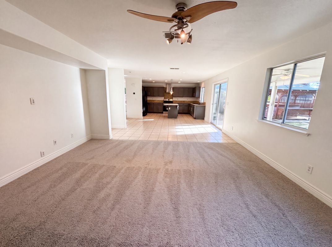 Photo 3 of 26 of 2152 Arnold Dr, Rocklin, CA