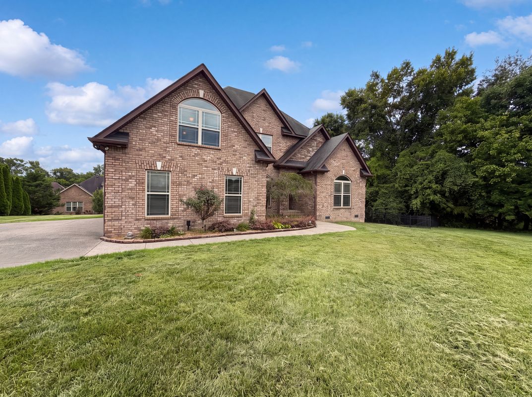 Photo 21 of 30 of 3512 Martins Woods Ln, La Vergne, TN