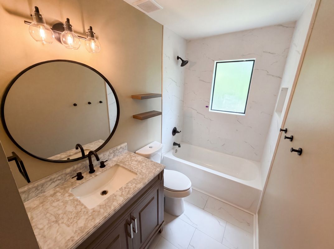 Photo 15 of 38 of 1772 Huntingford Dr, Marietta, GA