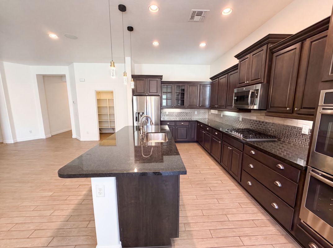 Photo 12 of 36 of 7420 W Crabapple Dr, Peoria, AZ
