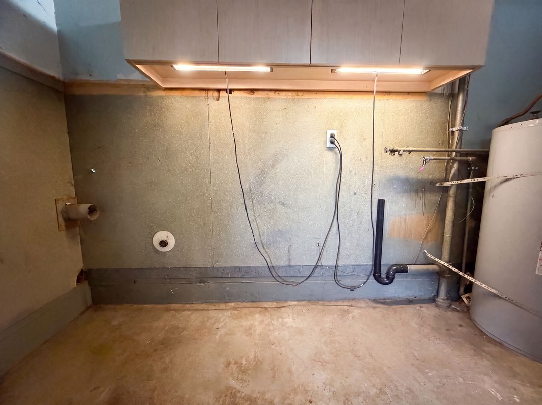 Photo 14 of 16 of 11650 NE Glisan St, Portland, OR