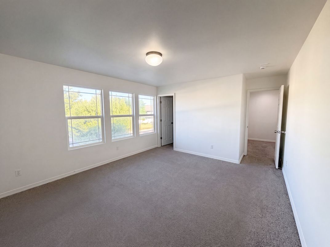 Photo 14 of 26 of 866 S 1580 W, Lehi, UT