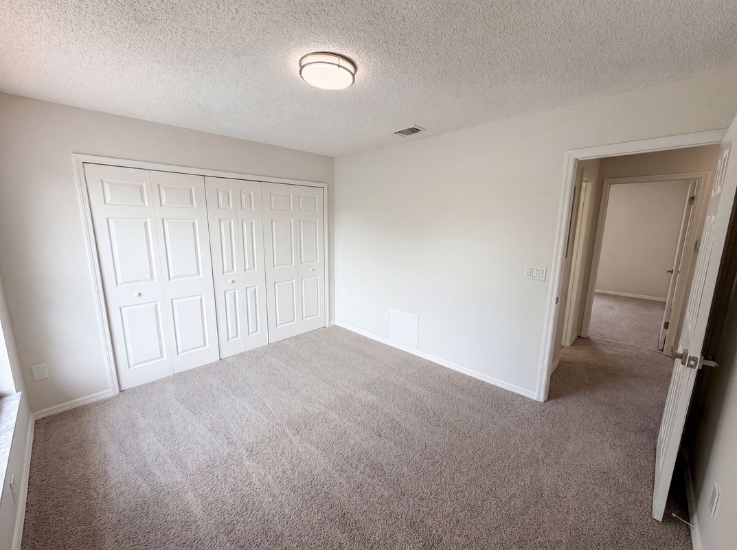 Photo 14 of 24 of 1602 Little Falls Cir, Orlando, FL