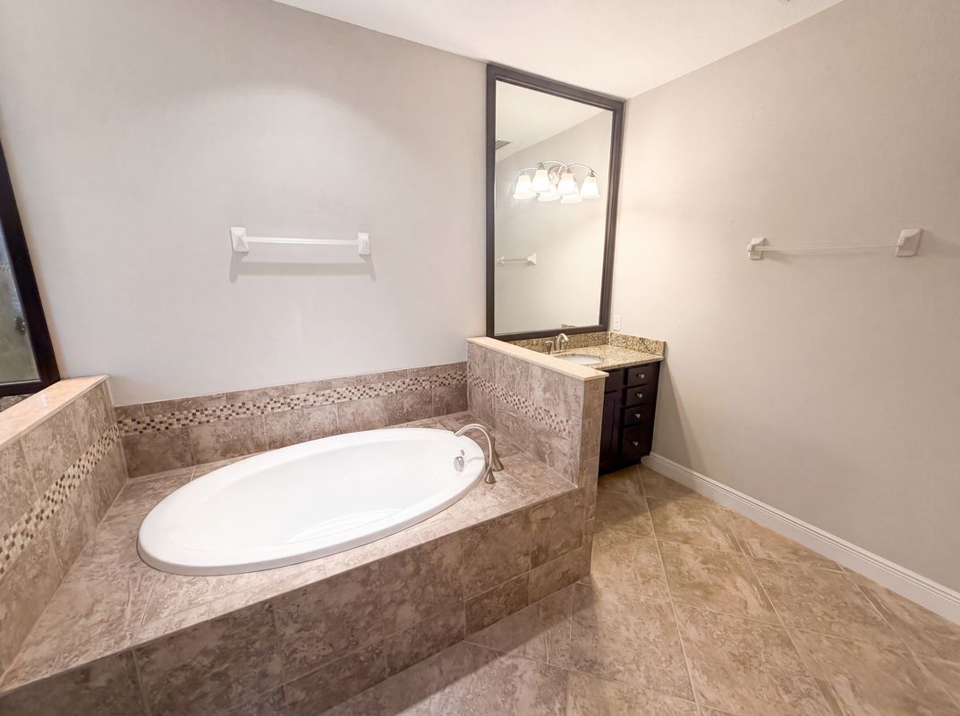 Photo 26 of 44 of 2575 Grand Lakeside Dr, Palm Harbor, FL