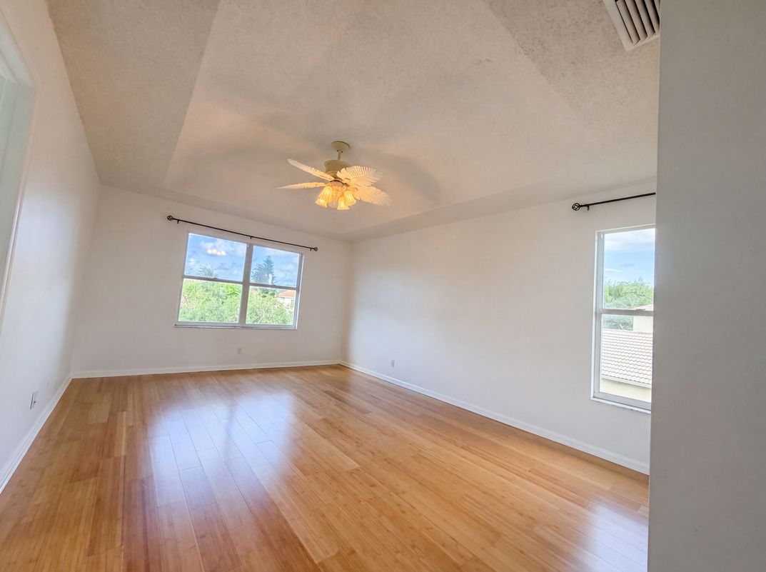 Photo 4 of 29 of 1848 Capeside Cir, Wellington, FL