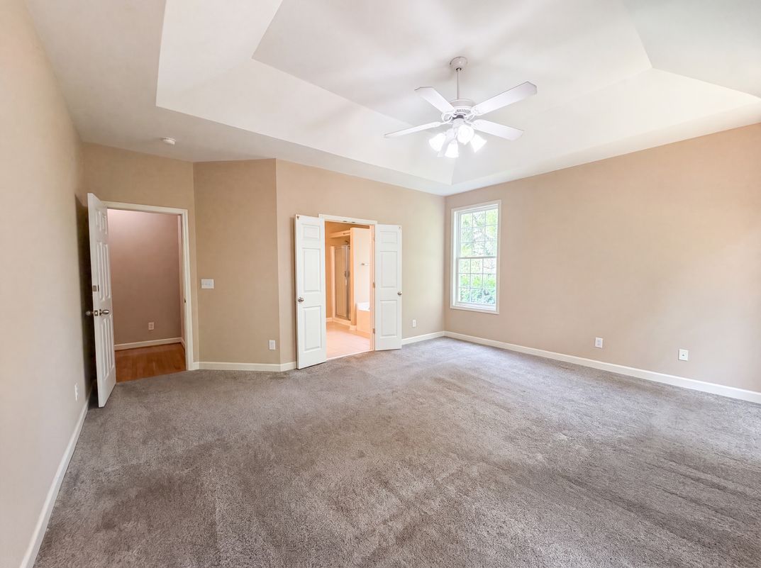 Photo 4 of 16 of 113 Vista Brooke Dr, Morrisville, NC
