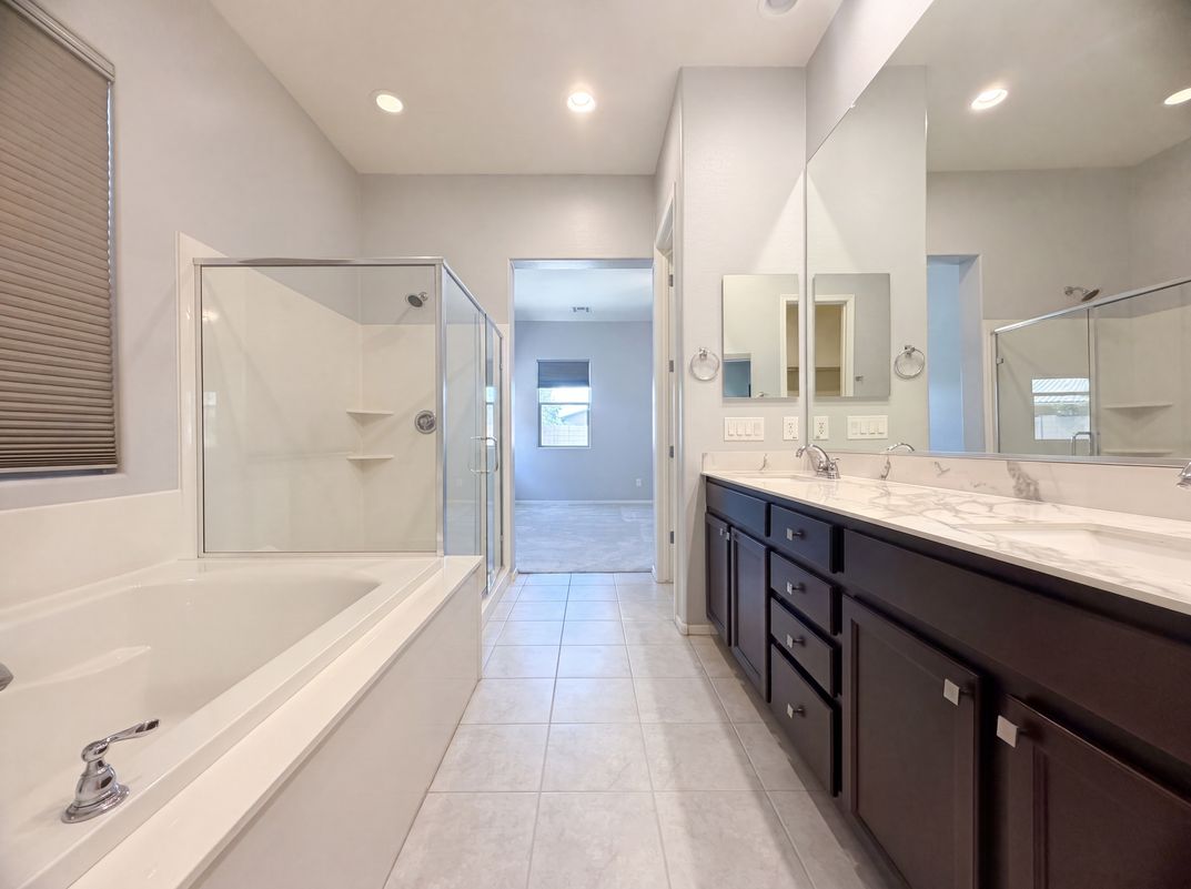 Photo 12 of 19 of 22718 E Silver Creek Ln, Queen Creek, AZ