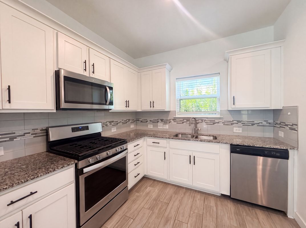 Photo 6 of 26 of 5713A Charles Merle Dr, Austin, TX