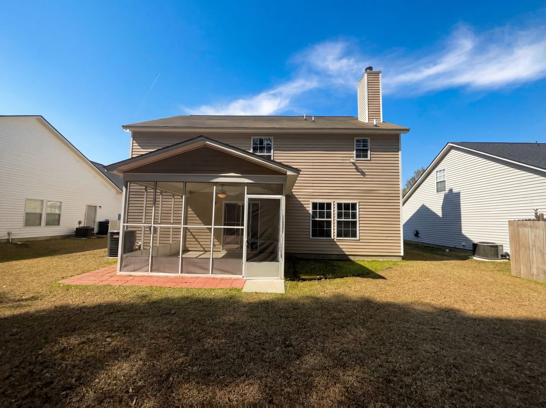 Photo 5 of 19 of 318 Aberdeen Cir, Summerville, SC