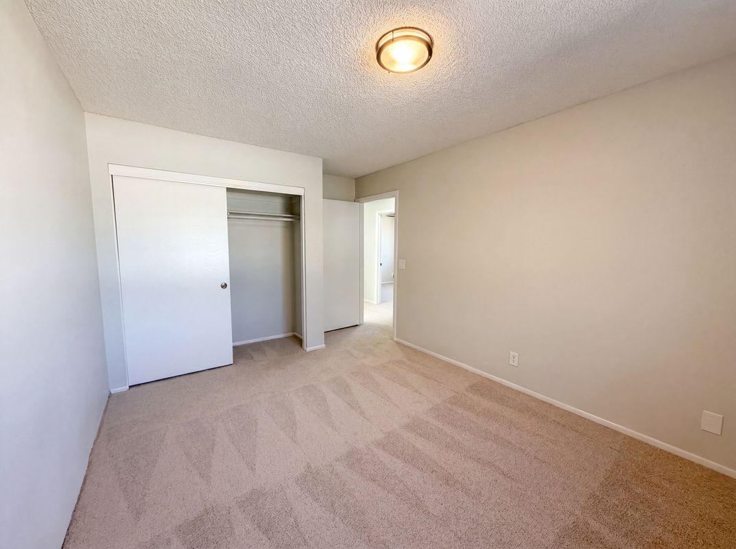 Photo 13 of 29 of 15852 Mandan Rd, Apple Valley, CA