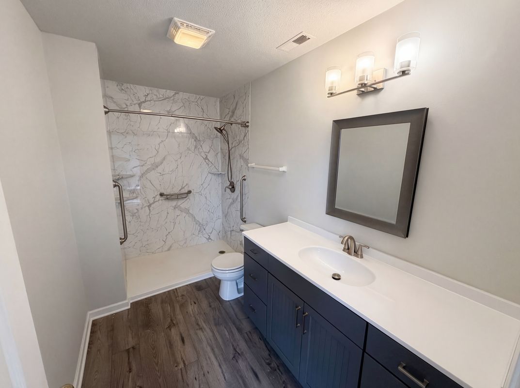 Photo 6 of 31 of 7910 Arvada Pl, Indianapolis, IN