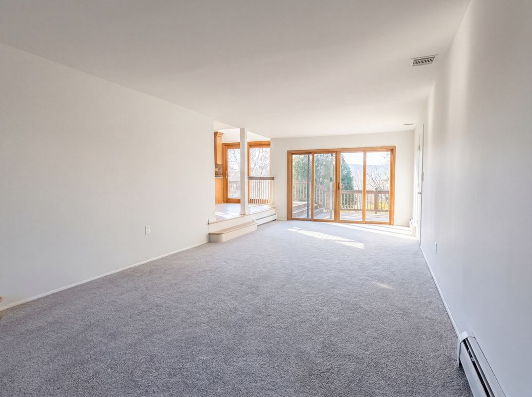 Property photo 3 of 16 Knob Hill Rd