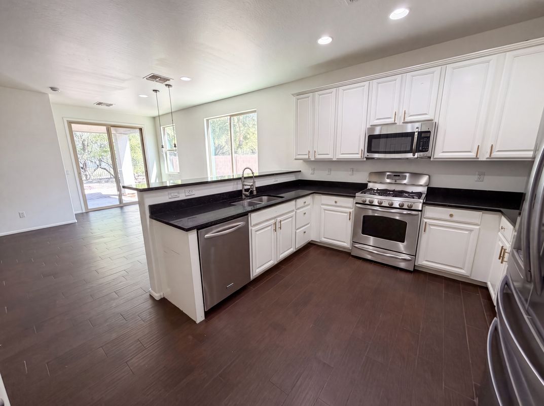 Photo 6 of 21 of 4541 S Merriman Way, Gilbert, AZ
