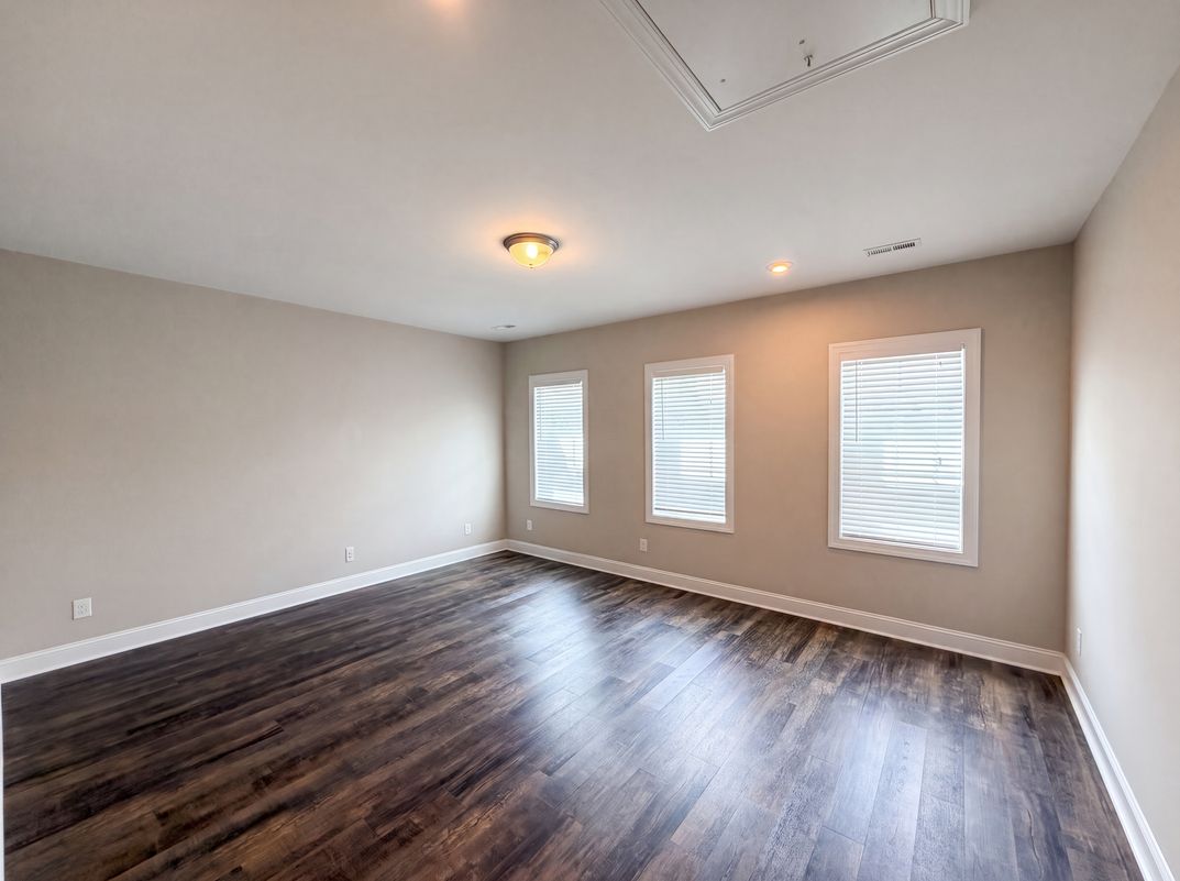 Photo 8 of 25 of 8808 Sprouted Ln, Wake Forest, NC