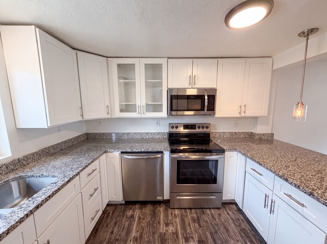 Photo 6 of 17 of 1346 Harrop St, Ogden, UT