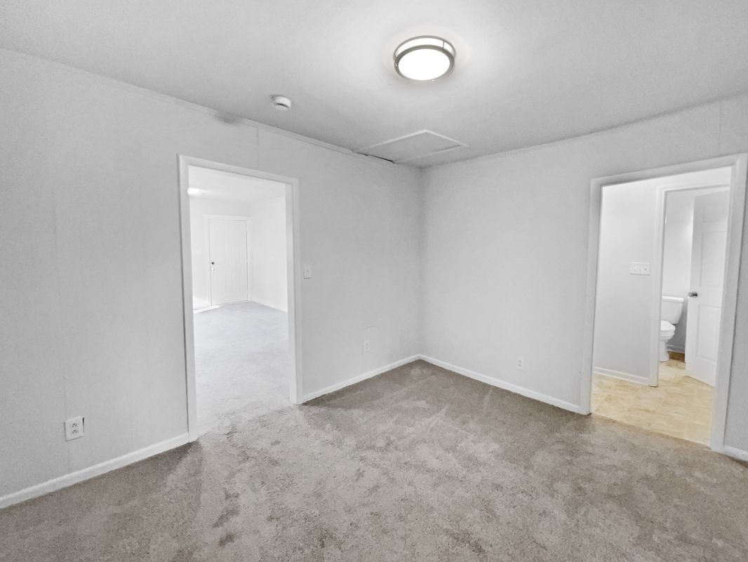 Photo 14 of 28 of 4028 Catalpa Ave, Knoxville, TN