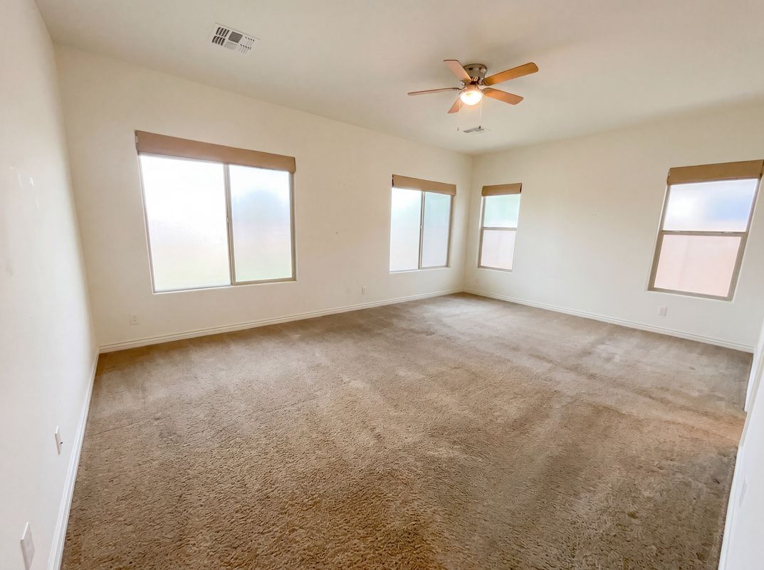 Photo 4 of 58 of 2312 E Susan Dr, Gilbert, AZ