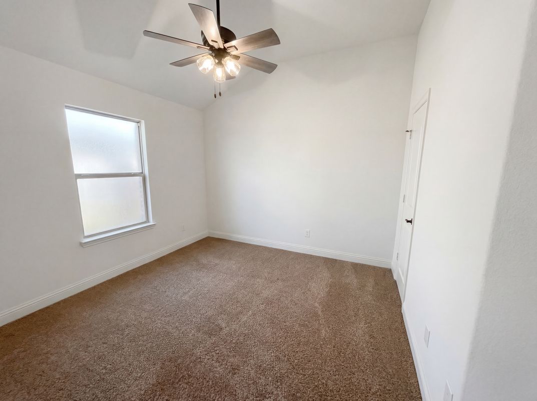 Photo 16 of 26 of 4522 Mariner Dr, Rowlett, TX