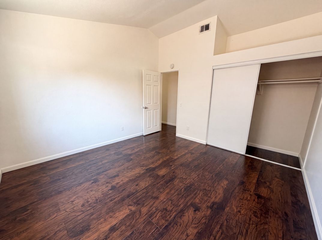 Photo 10 of 19 of 13154 Oberlin Ave, Victorville, CA