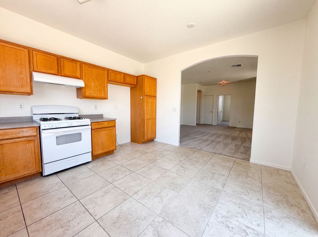 Photo 11 of 22 of 521 Quail Bird Pl, Henderson, NV