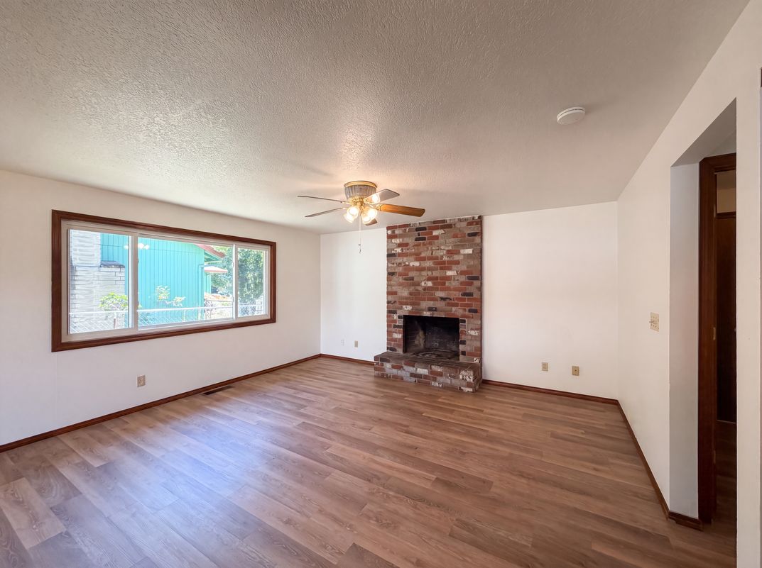 Photo 11 of 23 of 12685 SW Percheron Ln, Beaverton, OR