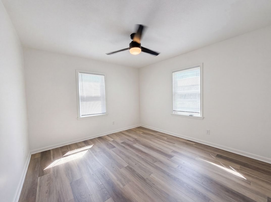 Photo 4 of 19 of 5525 Yecker Ave, Kansas City, KS