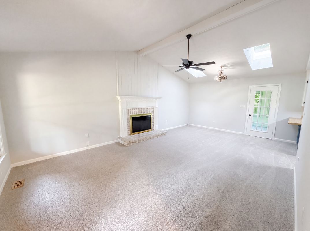 Photo 7 of 16 of 10912 Belvoir Rd, Chester, VA