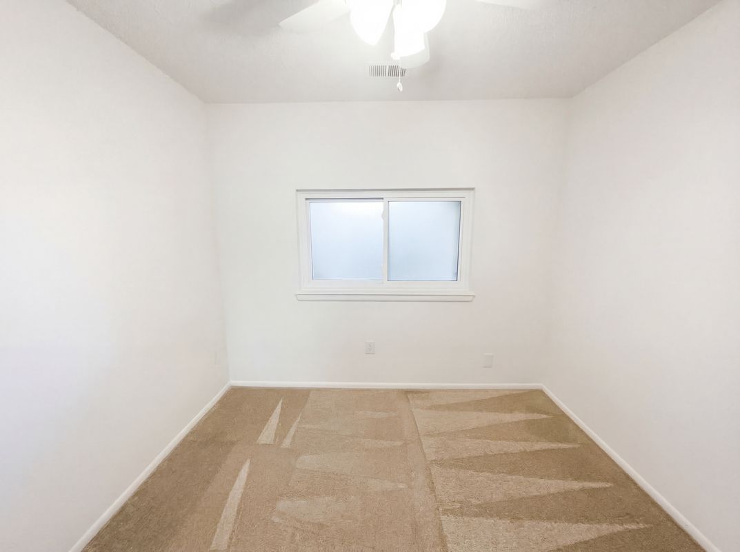 Photo 4 of 23 of 3075 E Long Cir S, Centennial, CO
