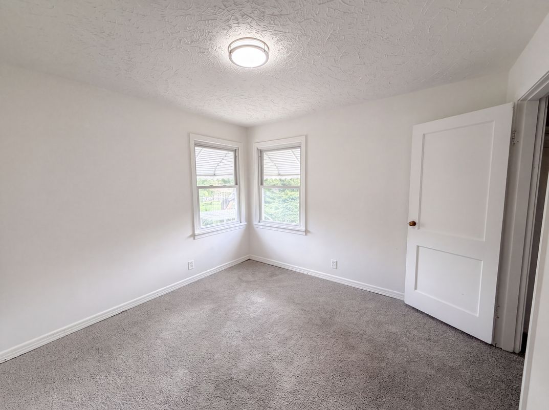 Photo 13 of 20 of 612 Victor Dr, Knoxville, TN