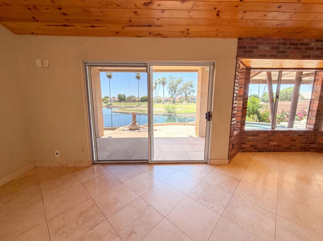 Photo 9 of 31 of 21609 N 61st Ave, Glendale, AZ