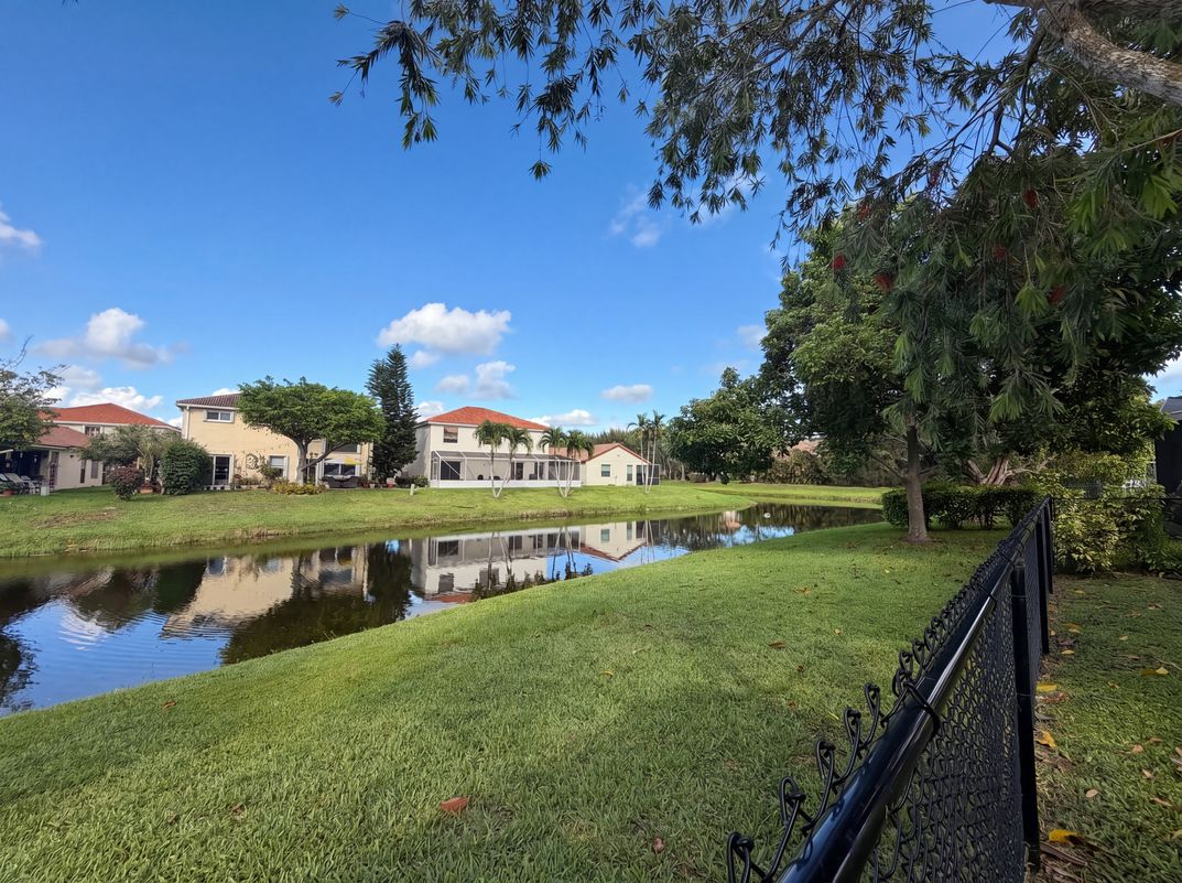 Photo 25 of 29 of 1848 Capeside Cir, Wellington, FL
