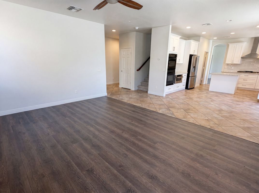 Photo 8 of 37 of 5032 W Yearling Rd, Phoenix, AZ