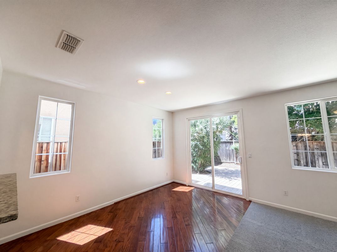 Photo 12 of 30 of 291 Candela Cir, Sacramento, CA
