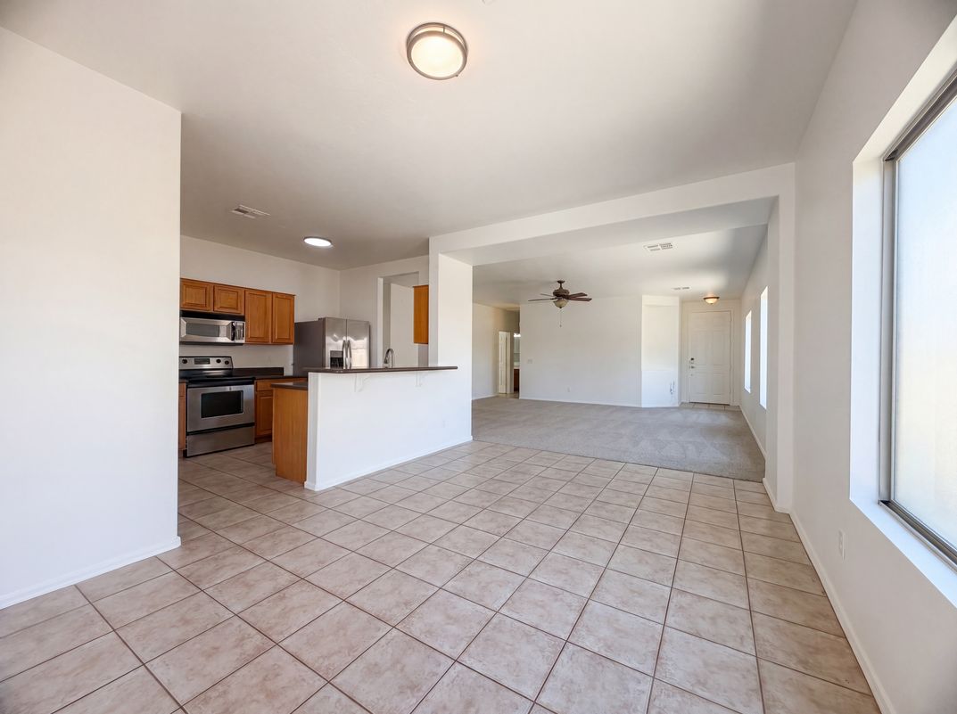 Photo 11 of 17 of 28783 N Sedona Pl, San Tan Valley, AZ