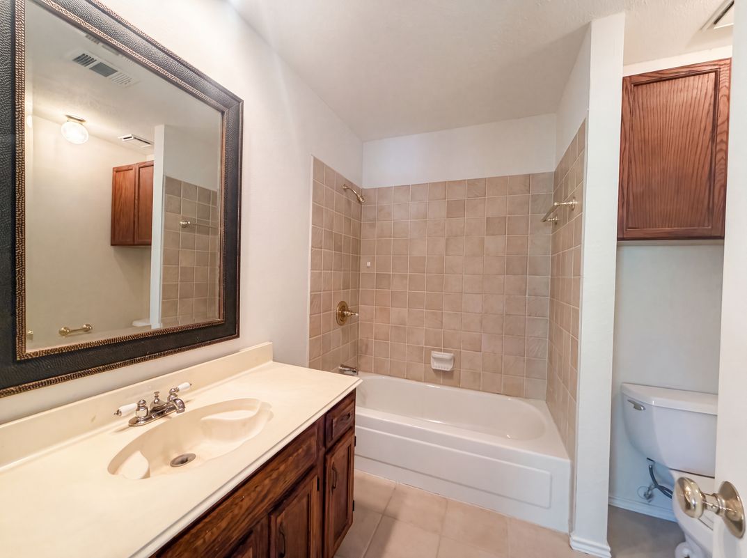 Photo 16 of 27 of 905 Ridgemont Dr, Allen, TX