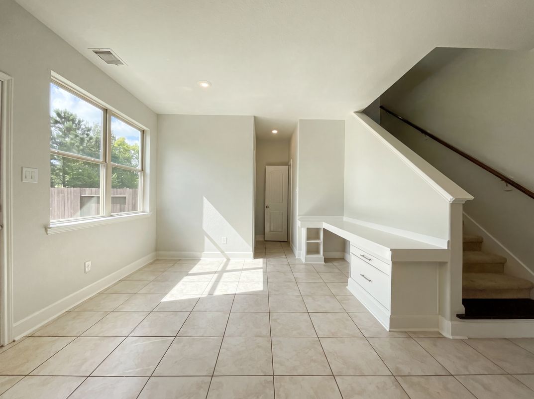Photo 8 of 17 of 18813 Genova Bay Ct, New Caney, TX