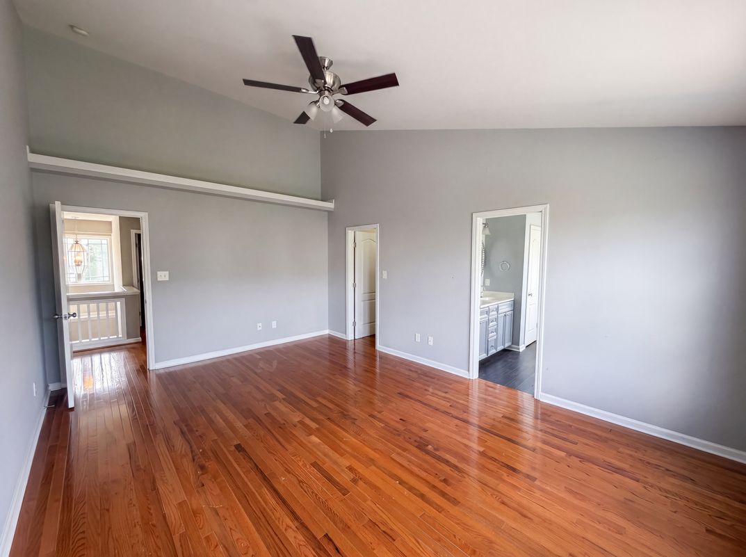 Photo 4 of 16 of 4034 Patriot Ridge Ct, Raleigh, NC