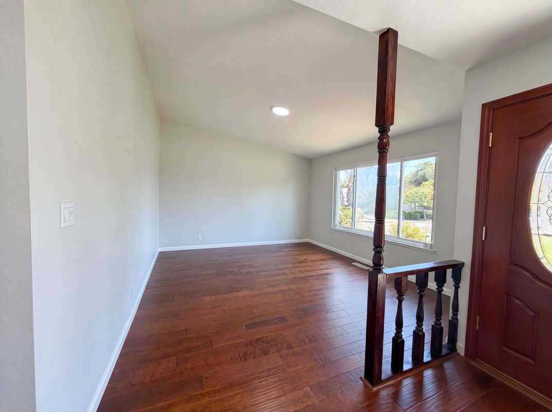Photo 14 of 48 of 1091 Fox Meadow Way, Concord, CA