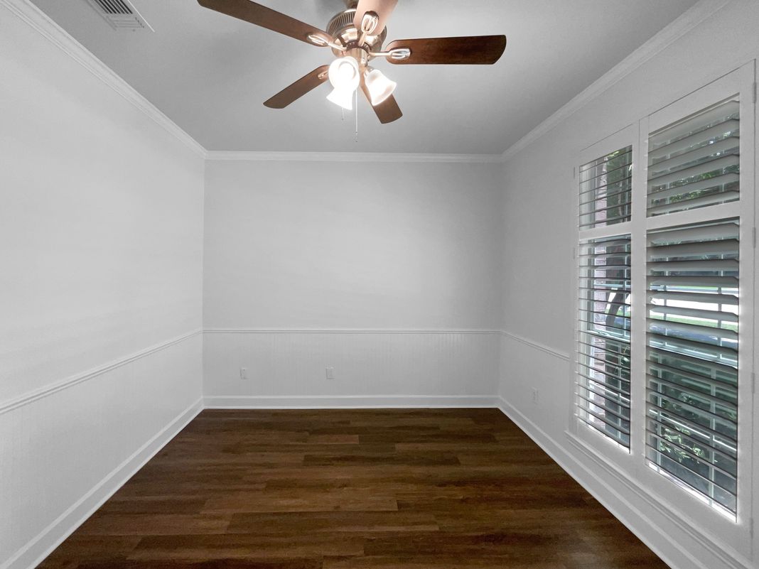 Photo 5 of 27 of 321 Beacon Hill Dr, Allen, TX