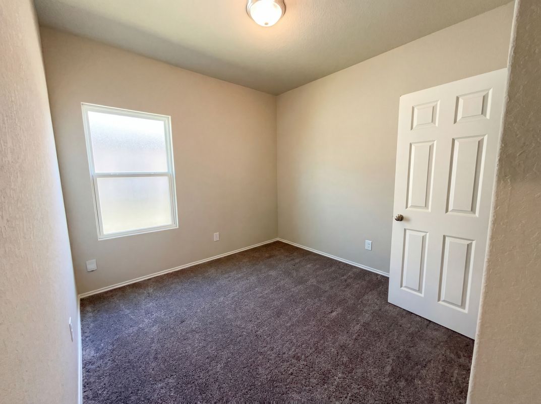 Photo 15 of 17 of 431 Pleasanton Way, San Antonio, TX