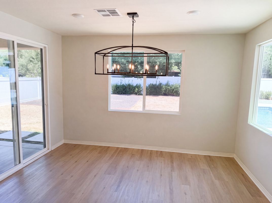 Photo 6 of 37 of 6593 Zion Way, Jurupa Valley, CA