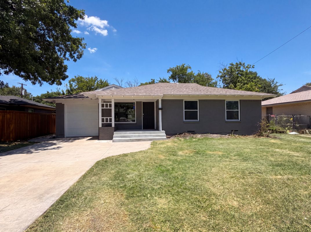 Photo 19 of 20 of 2415 Barnes Bridge Rd, Dallas, TX