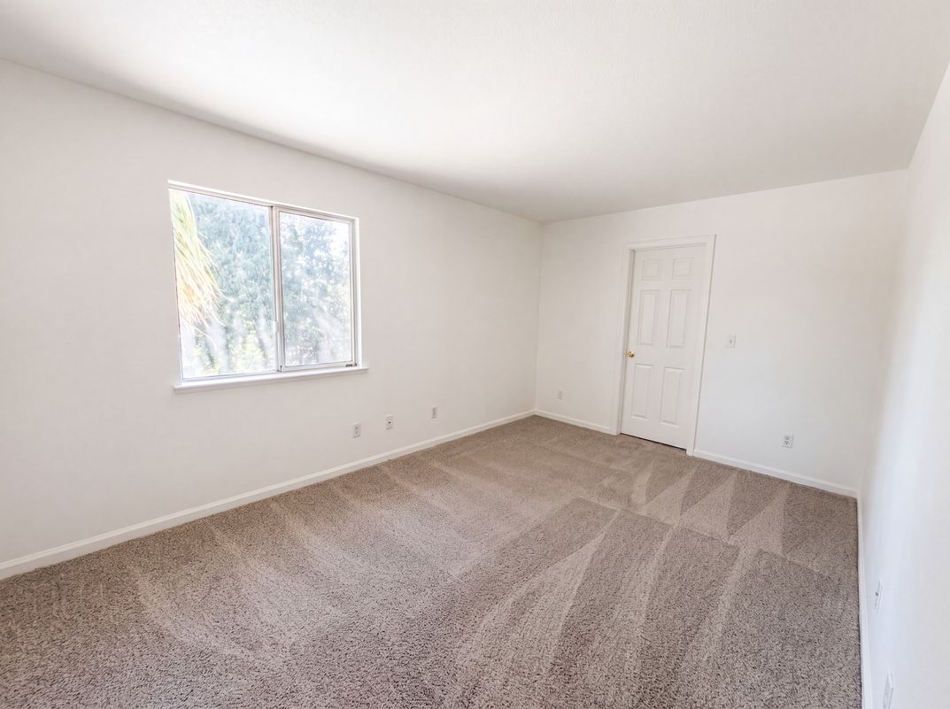 Photo 18 of 26 of 2152 Arnold Dr, Rocklin, CA