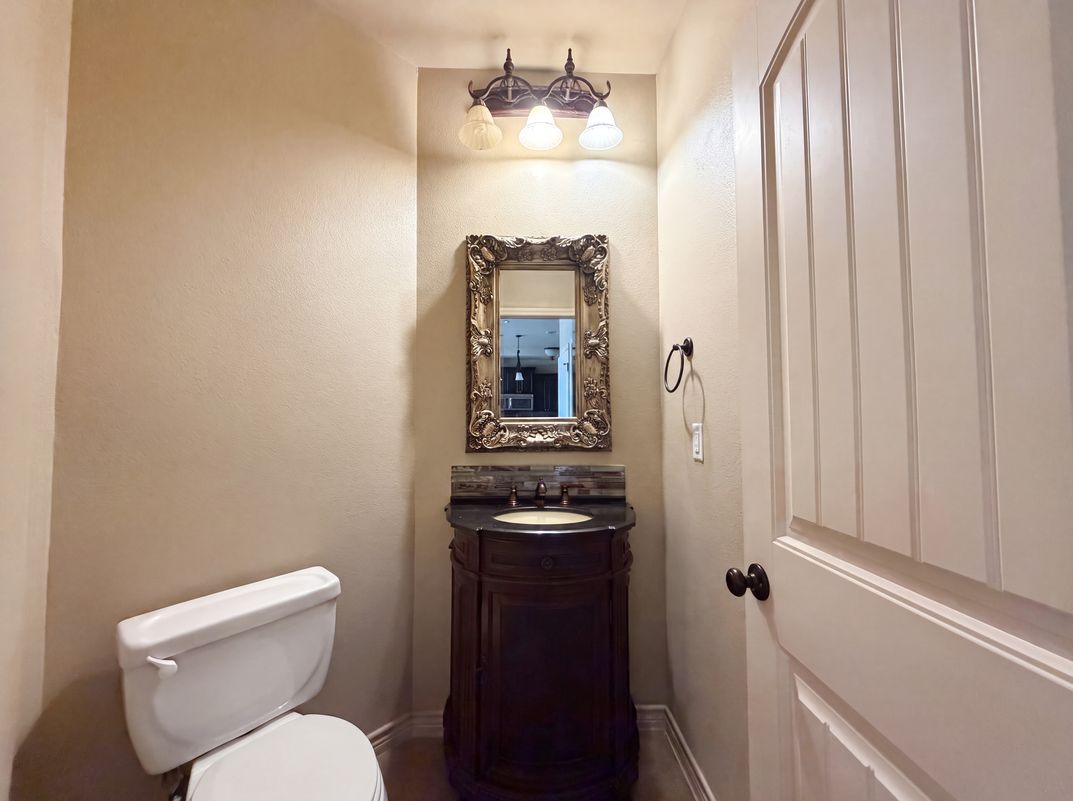 Photo 13 of 20 of 1305 Rocky Ridge Trl, Harker Heights, TX