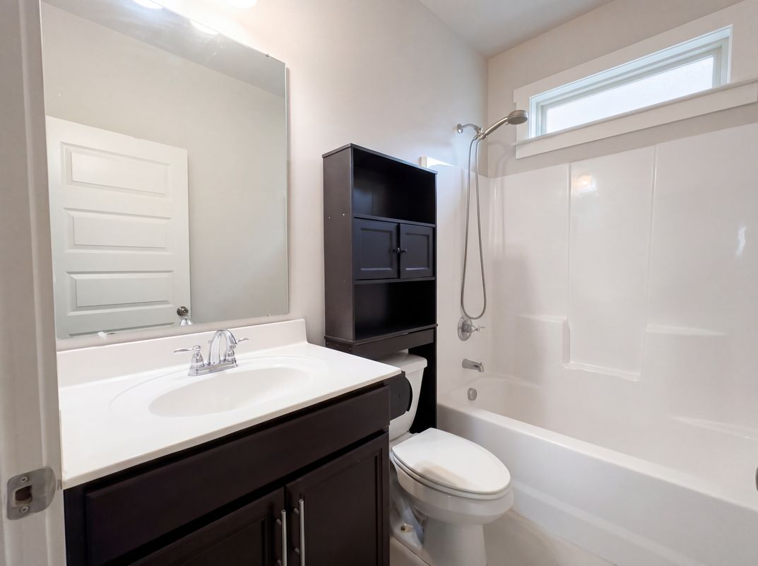 Photo 15 of 25 of 24 Silky Oak Cir SW, Huntsville, AL